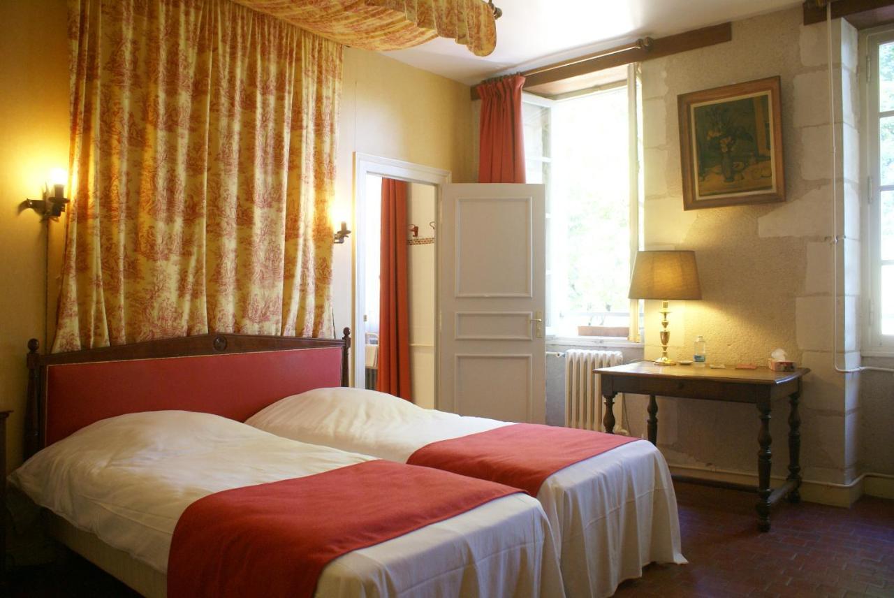 Hostellerie Du Chateau De L'Isle La Croix-en-Touraine Zewnętrze zdjęcie